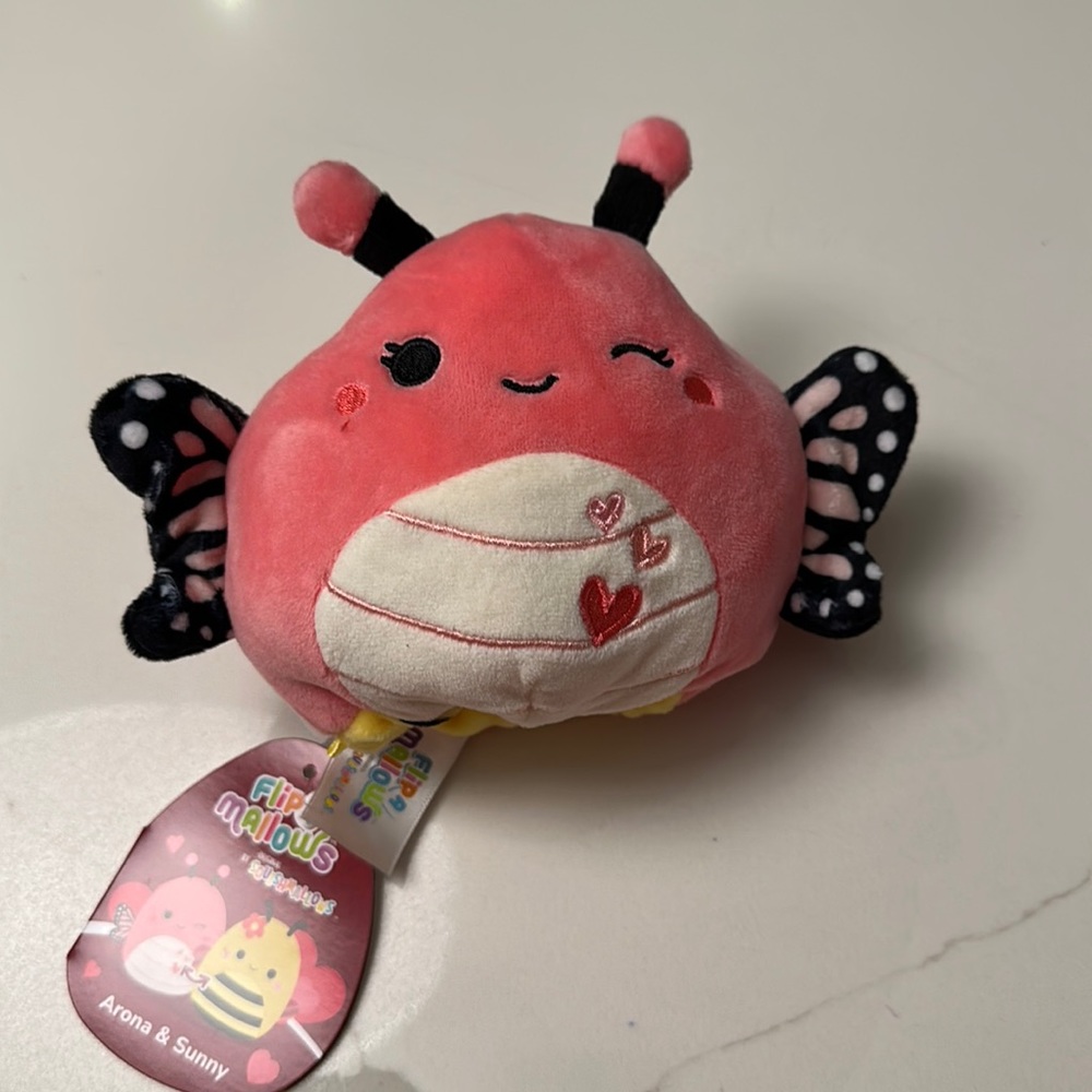 Squishmallow Flip-a-Mallow Arona & Sunny